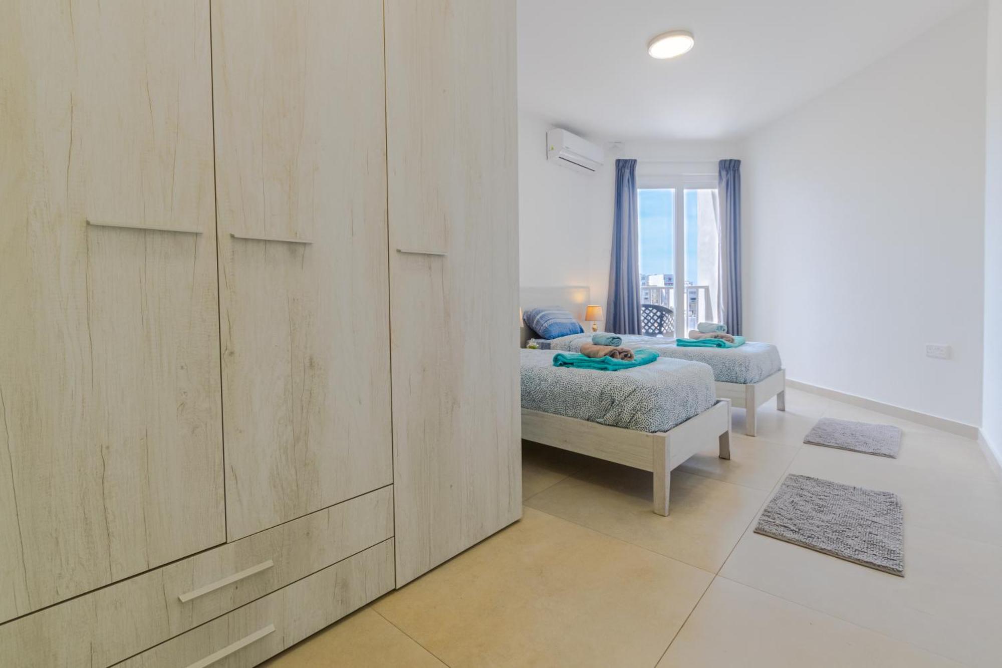 Spacious Brand New Apartment Hc Balcony 3 Bdr 2 Bth Bugibba خليج سانت بول المظهر الخارجي الصورة
